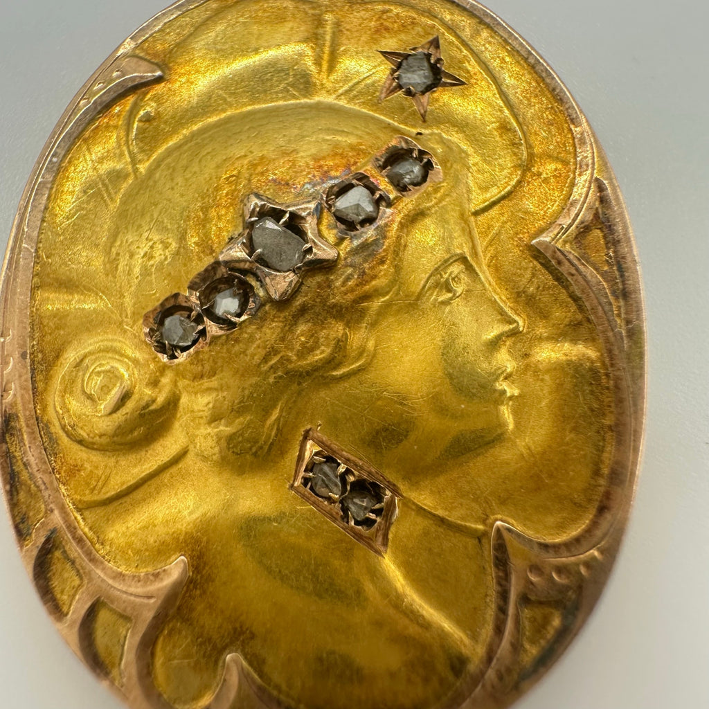 Antique Art Nouveau solid 18kt gold rose cut natural diamonds cameo pendant