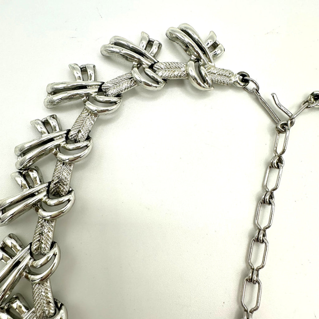 Kramer signed vintage silver tone rhodium plated bows ribbons chain 16” necklace