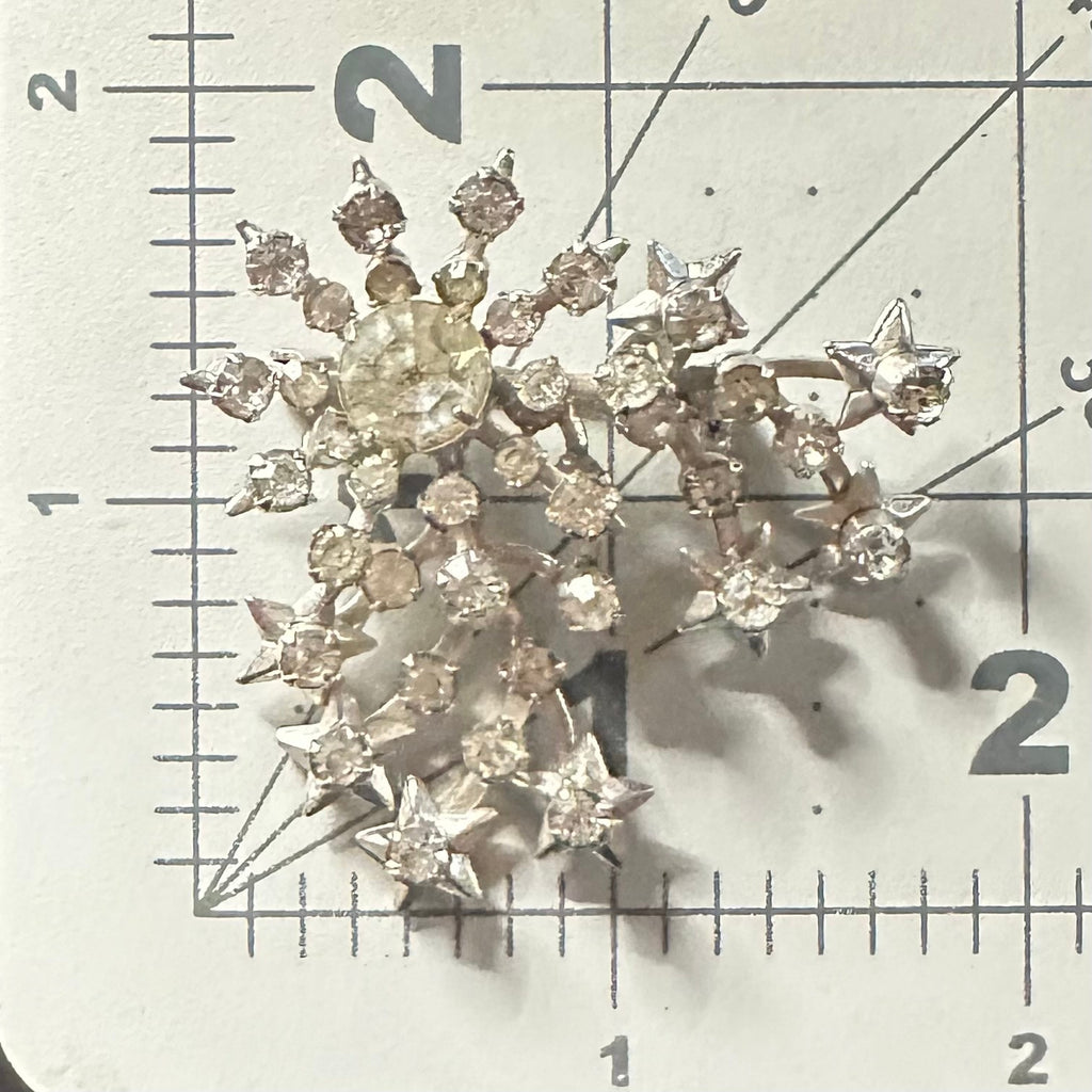 Unsigned Schurin vintage silver tone clear rhinestones stars starburst brooch