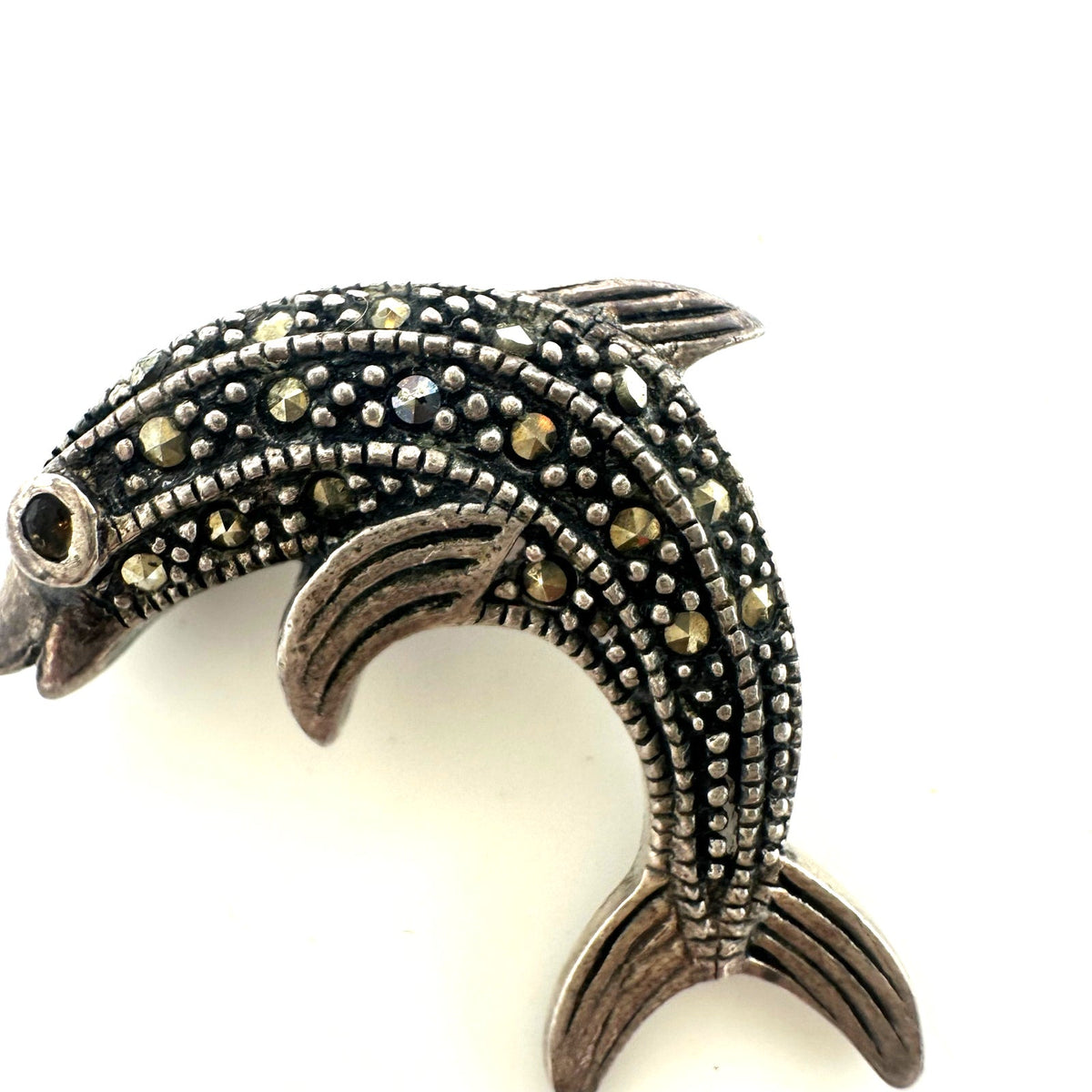 Vintage 925 sterling silver genuine marcasite dainty dolphin figural pin brooch
