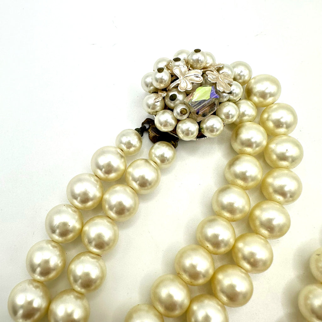 Vintage 2 double strand white lucite pearls beads beaded AB glass clasp necklace