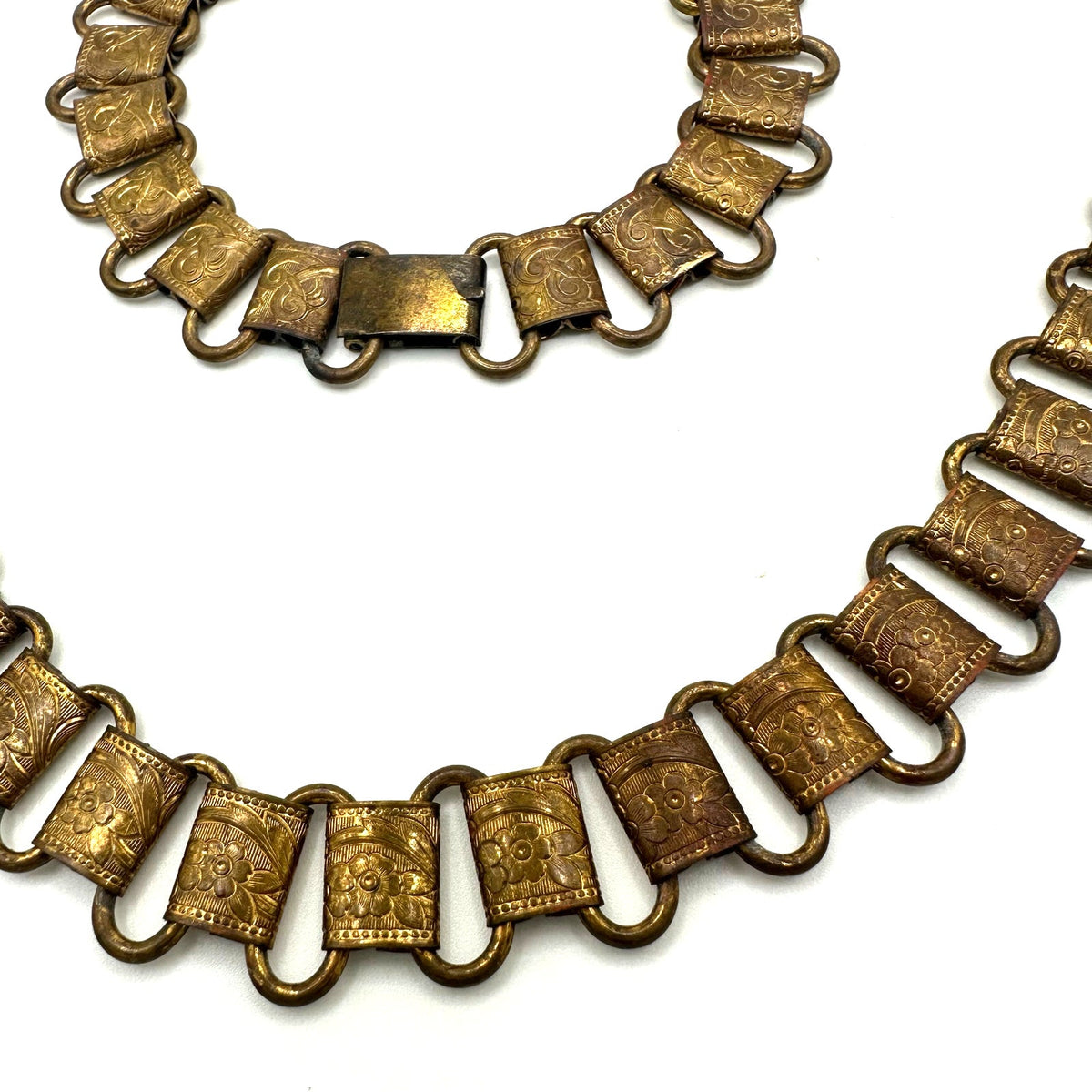 Antique Art Deco Victorian Revival gold tone brass 32.25" book chain necklace