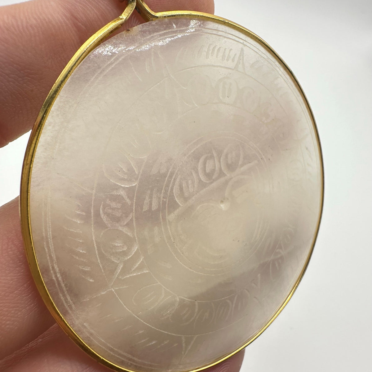 Vintage hand etched white agate large Aztec Mayan sun god pendant 26” necklace