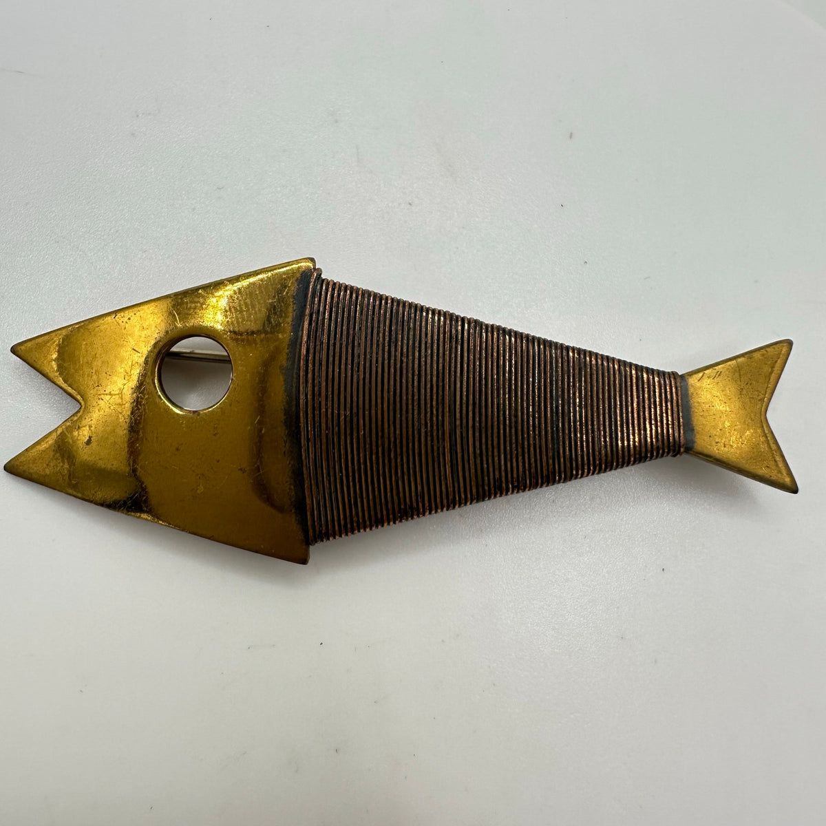Hogan Bolas vintage copper wire brass gold tone modernist fish figural brooch