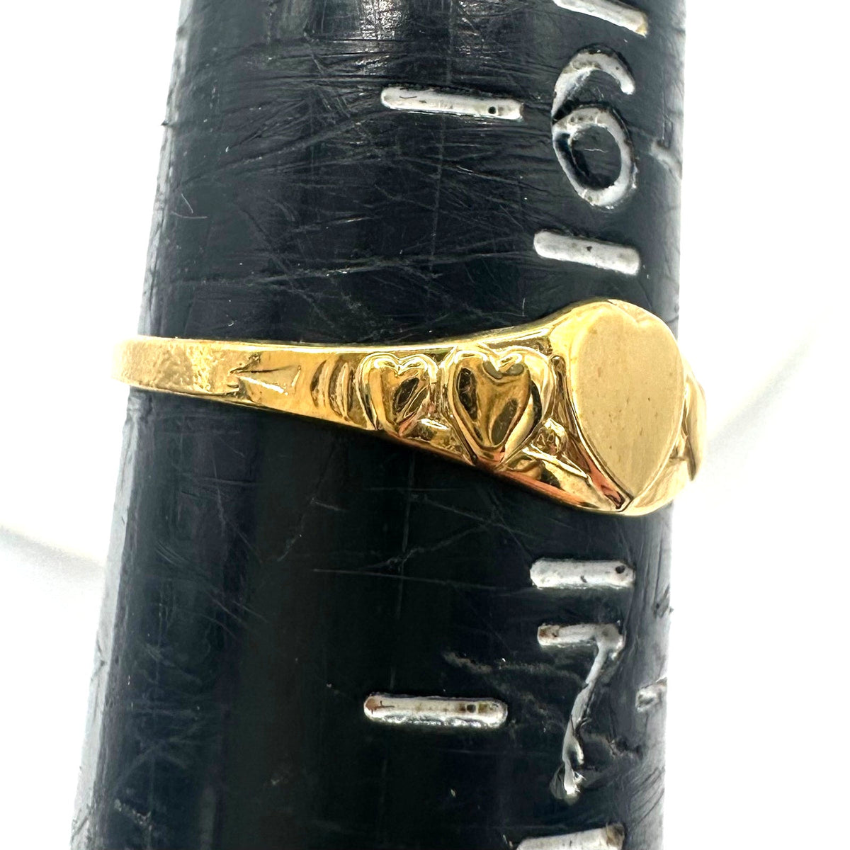 Uncas signed vintage 14KT GE yellow gold electroplated 5 hearts dainty ring 6.5