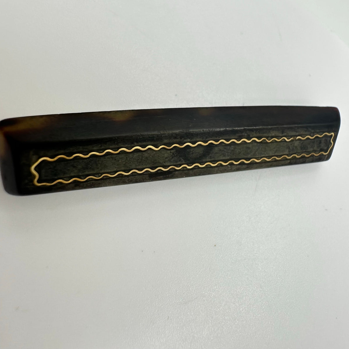 Antique Victorian 1870s Pique "faux" tortoise shell 14kt gold inlay brooch