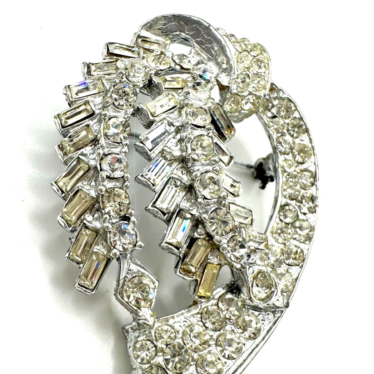 Dafri signed vintage large silver tone clear baguettes round rhinestones brooch