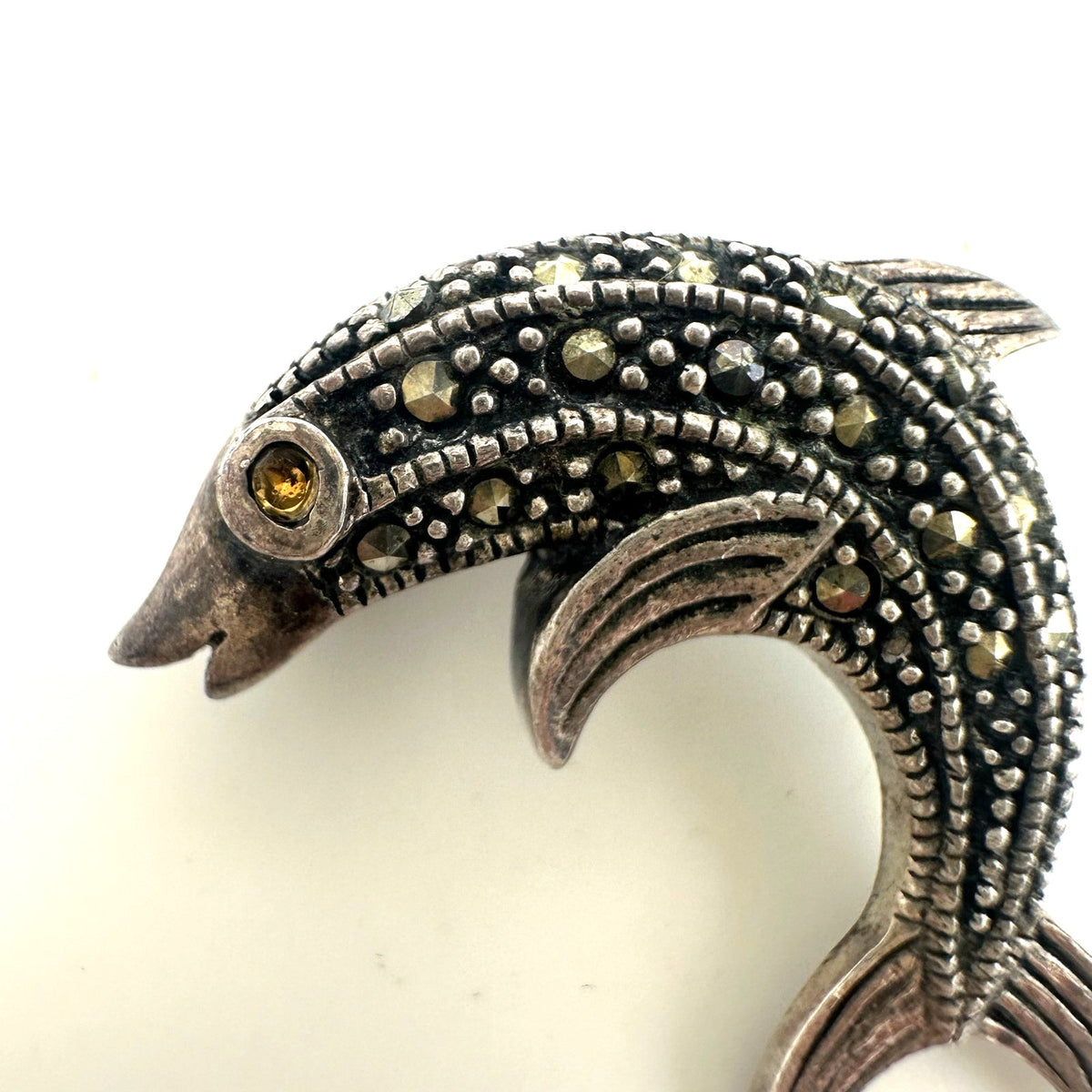 Vintage 925 sterling silver genuine marcasite dainty dolphin figural pin brooch