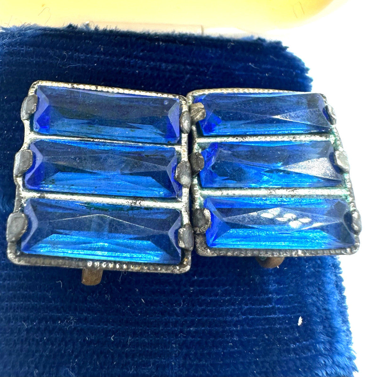 Antique Art Deco blue Vauxhall Czech glass rhinestones brass screw back earrings
