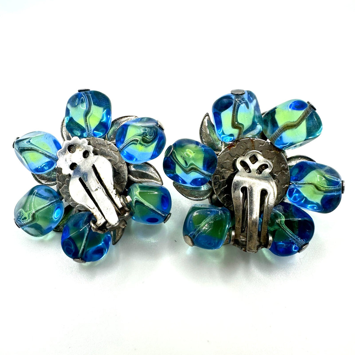 Vintage silver tone blue green givré uranium glass rhinestones clip on earrings