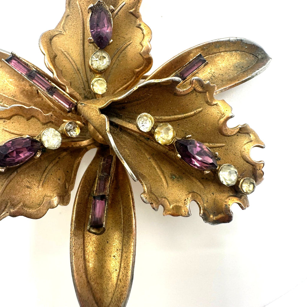 Vintage gold tone purple clear rhinestones large 3D iris flower brooch