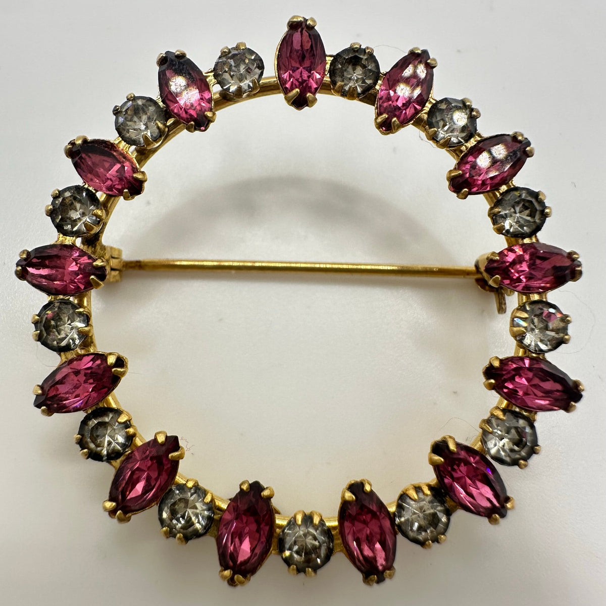 Carl Art 1940s vintage 12kt gold filled pink clear rhinestones wreath brooch