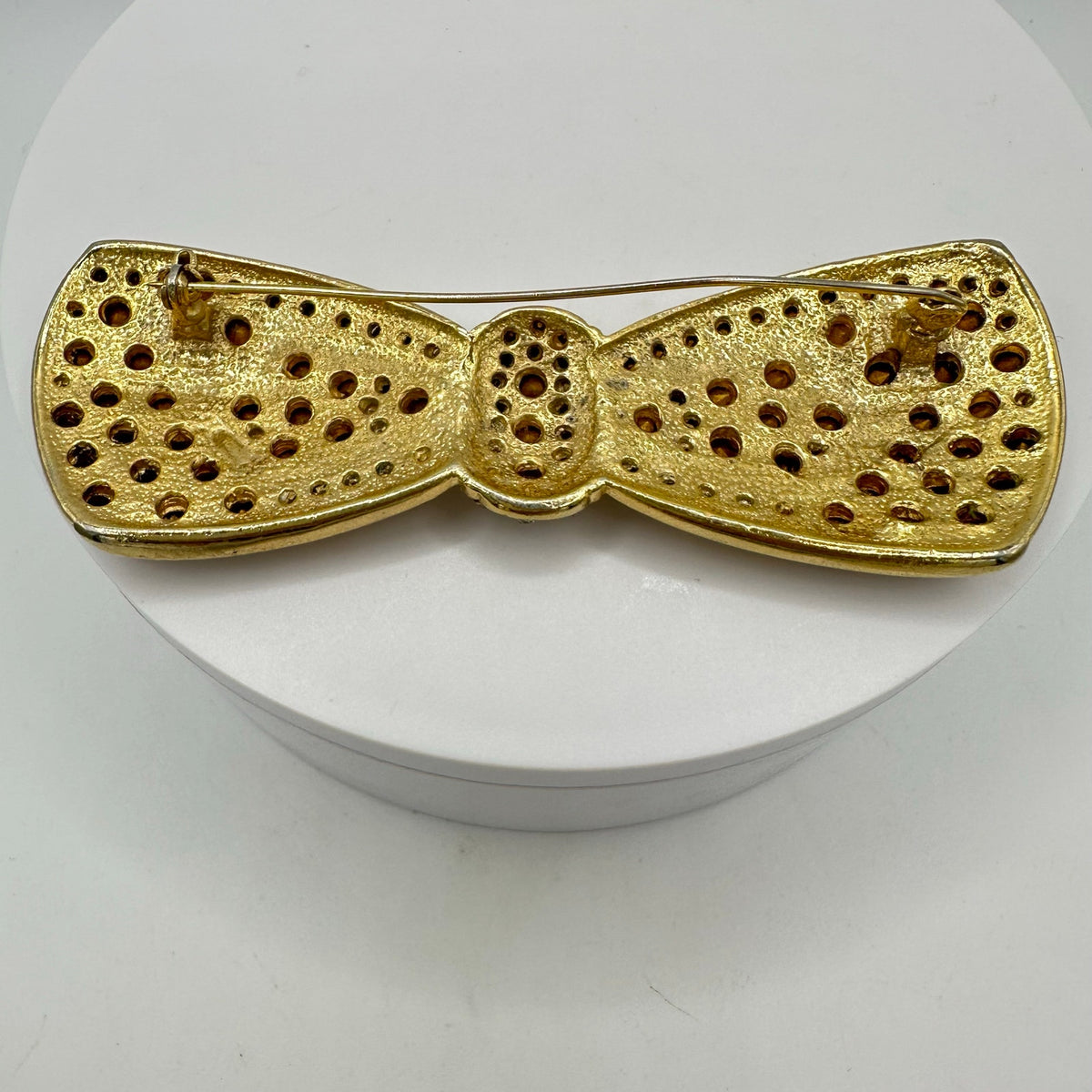 Vintage gold tone large oversized massive heavy clear rhinestones bow brooch