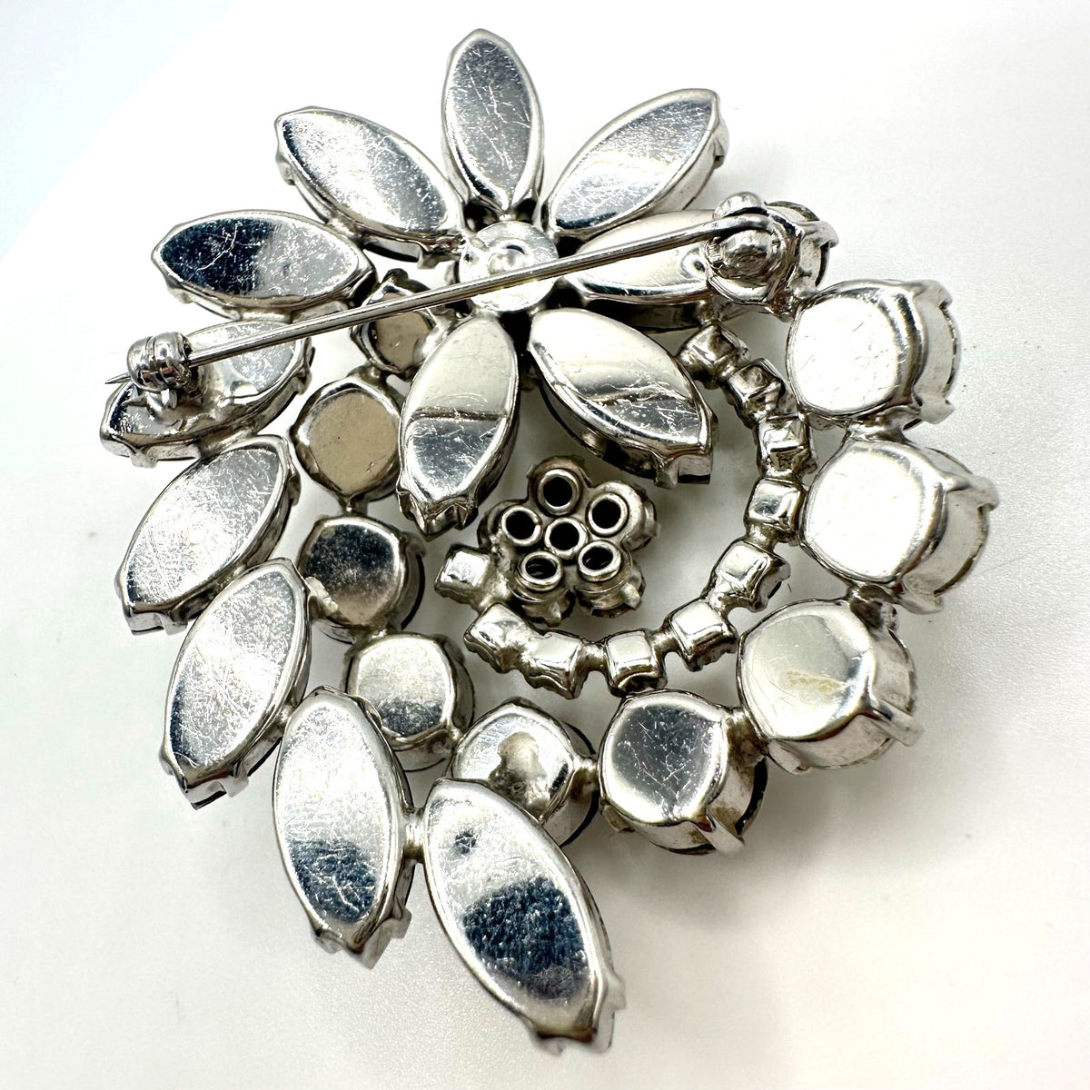 1950s high end vintage silver tone clear glass rhinestones brooch