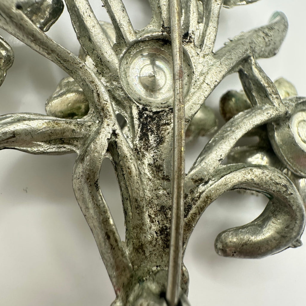 Staret vintage 1930s 1940s silver tone enamel clear rhinestones floral brooch