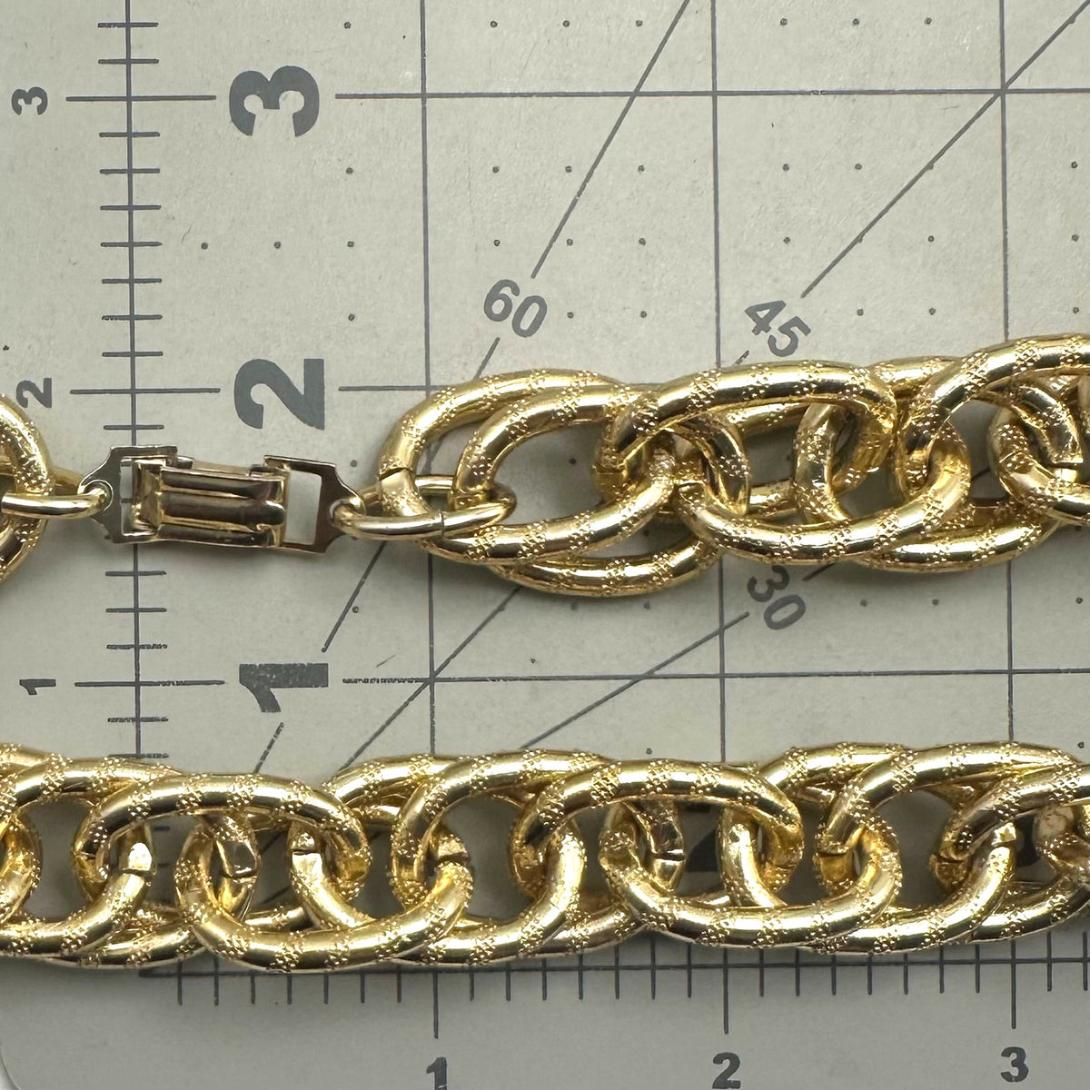 Germany signed vintage gold tone chunky twisted chain statement 24” necklace