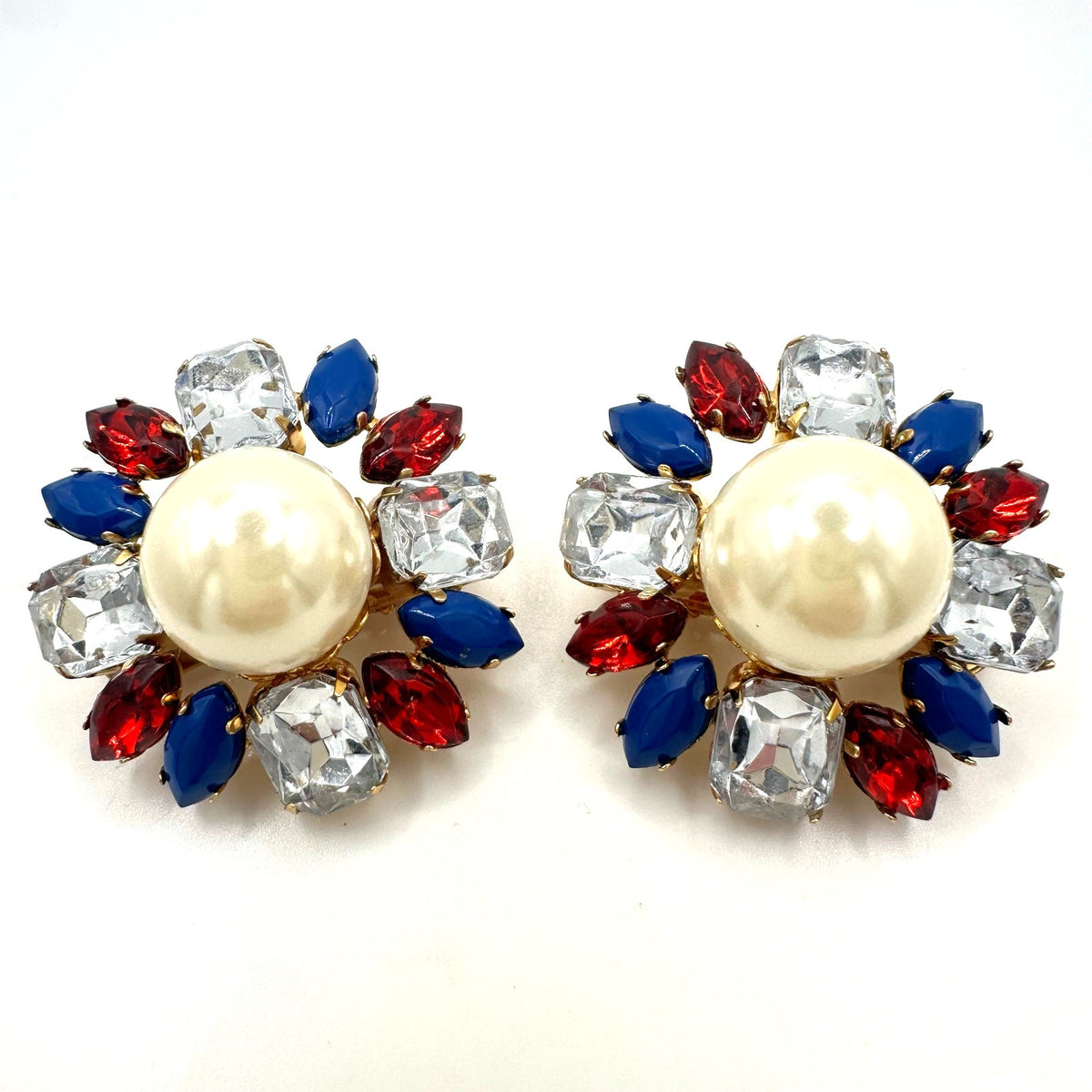 Vintage gold tone red blue clear lucite rhinestones faux pearl clip on earrings