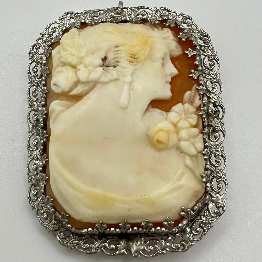 Edwardian carved shell cameo